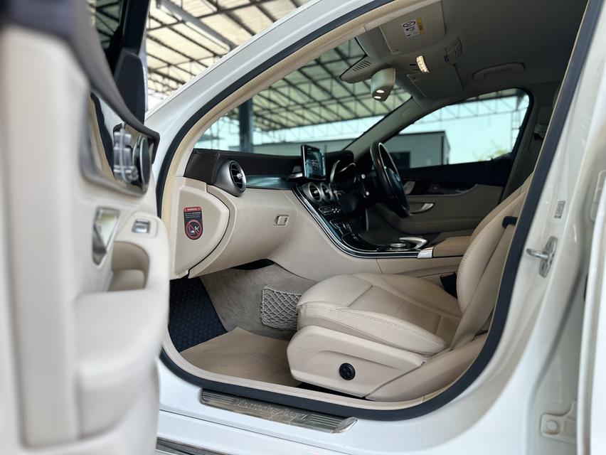 Mercedes benz c180 w205 รูปที่ 16