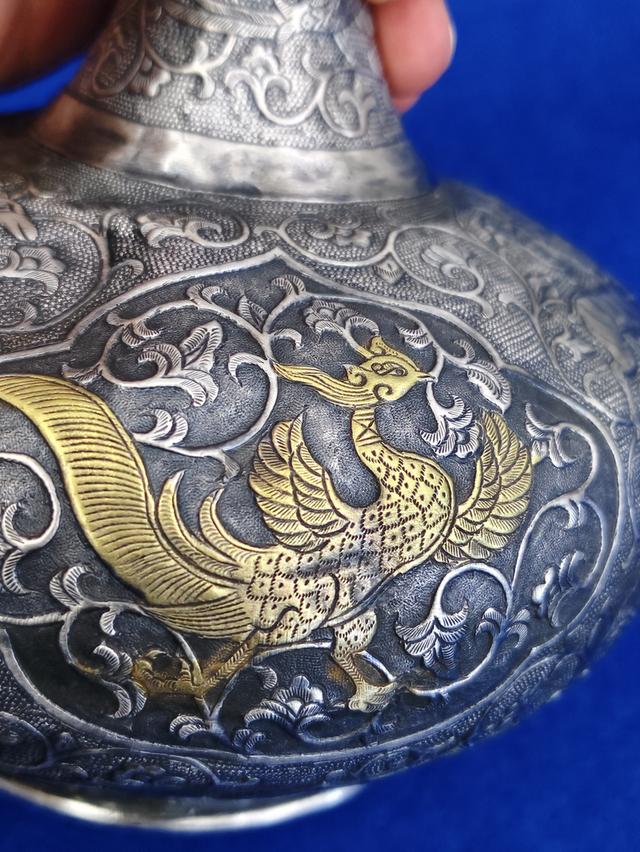 old Chinese silver surahi gold engraved รูปที่ 12