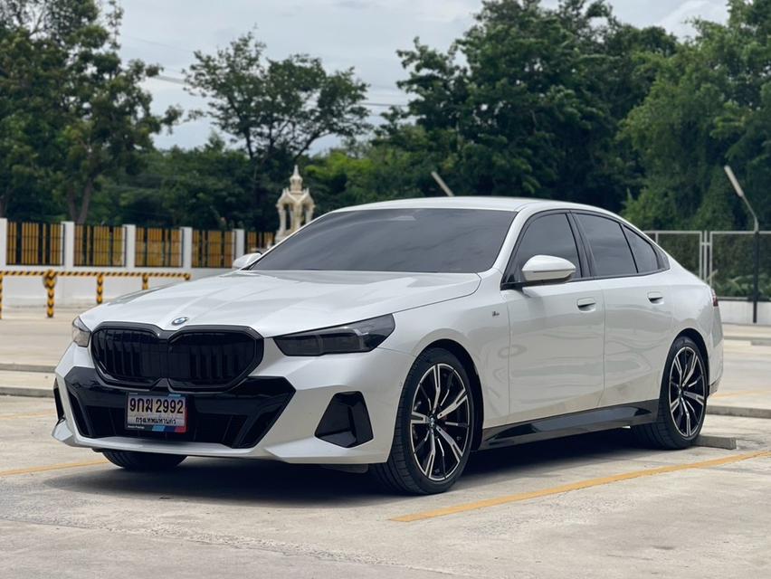 BMW 520d M-Sport Pro G60 ปี 2024 จด 2025 รถ BMW Thailand - BSI หมด 2762029