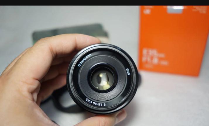 Sony 35 mm F1.8