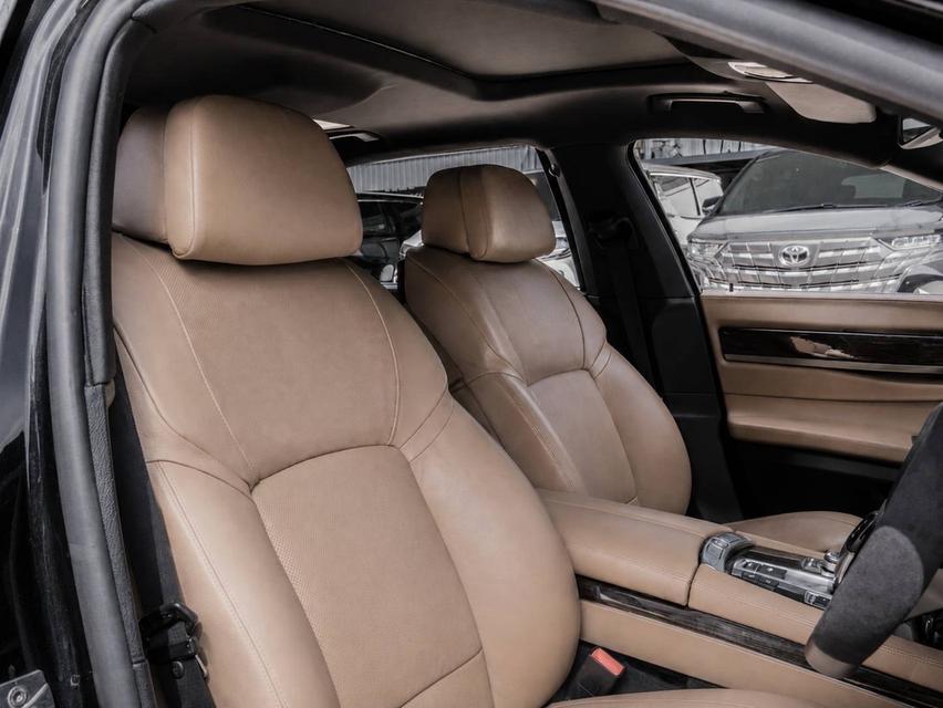 รหัสรถ 67GG5453 👑 BMW 730Ld LCI LOOK (F02) ปี 2012 รูปย่อยที่ 4