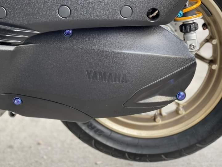รถมอเตอร์ไซค์ Yamaha X Max สีเทาสวย 4