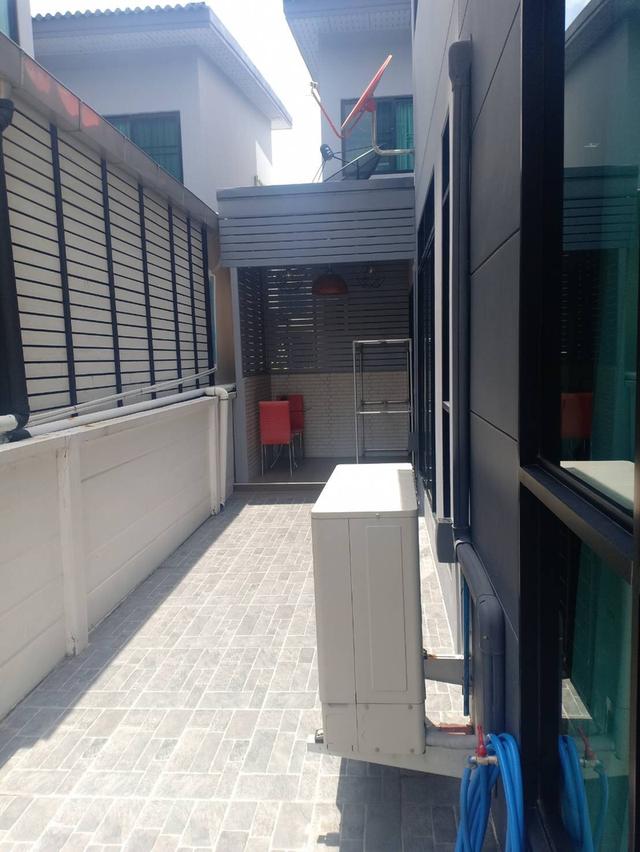 บ้านเดี่ยวหมู่บ้าน ชีวารมย์รังสิต(ติดฟิวเจอร์ ปาร์ค รังสิต) 4ห้องนอน 4ห้องน้ำ(0828935991 ไอซ์ เจ้าของบ้านโดยตรง) 5