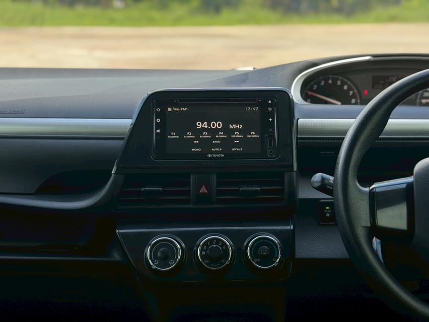 TOYOTA NEW SIENTA 1.5 G (MNC)  ปี 2020สีเทา   เกียรออโต้  16