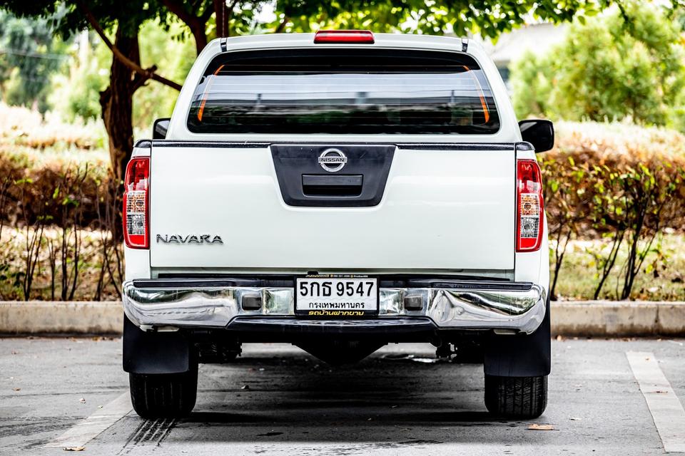 NISSAN NAVARA 2.5 DOUBLE CAB ปี 2013 เกียร์ธรรมดา สีขาว 6