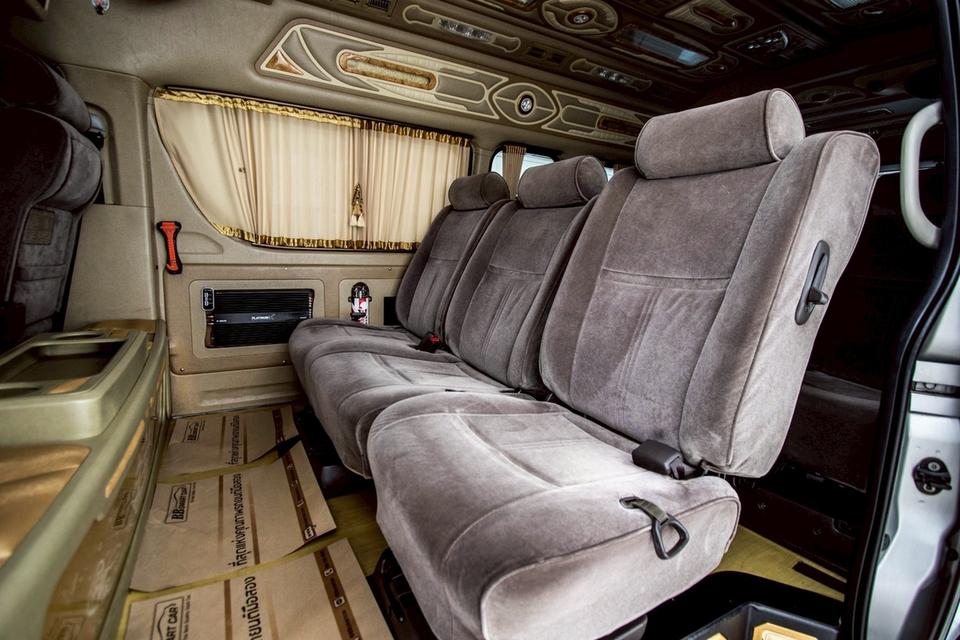 TOYOTA COMMUTER 3.0 D4D VIP 2014  9