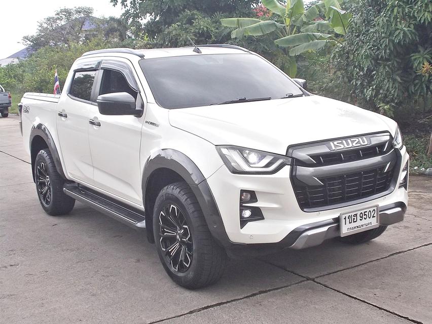 Isuzu Dmax Cab4 Vcross 3.0 M 4WD ปี 2021