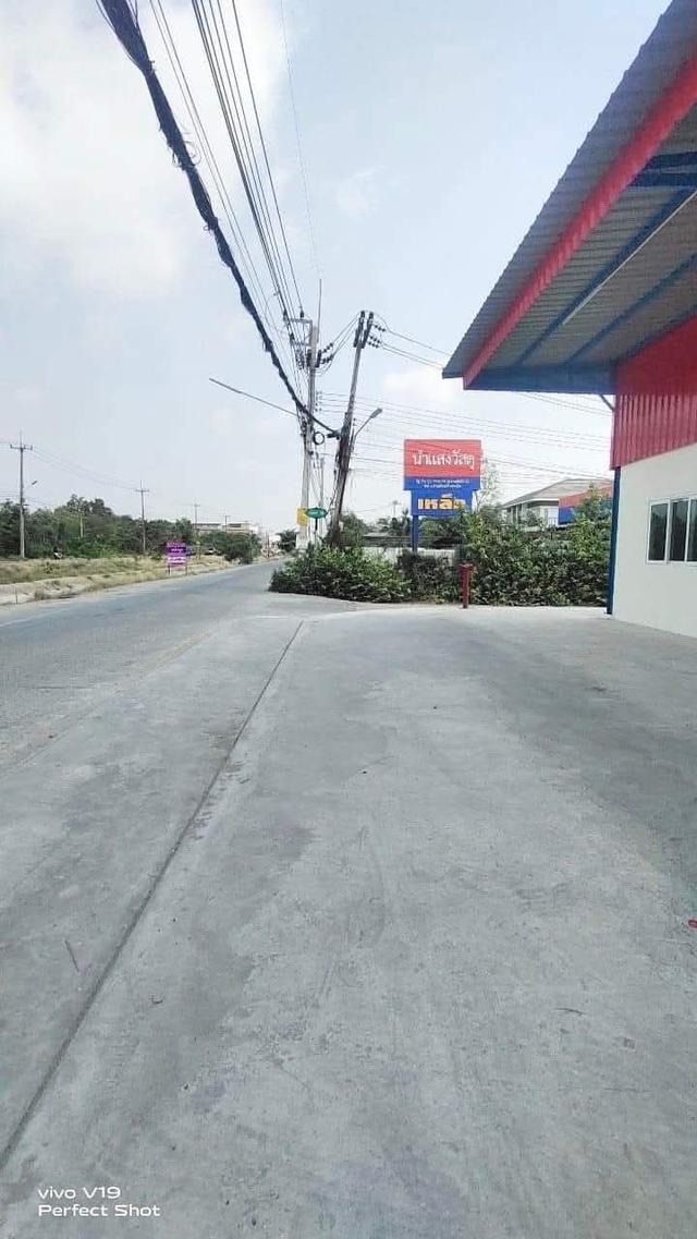 โกดังตลาดไท 10