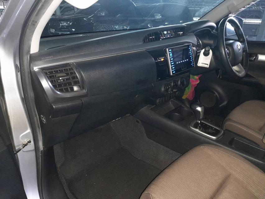 Hilux Revo 2018 Revo D-CAB 2.4E PRE A/T 9