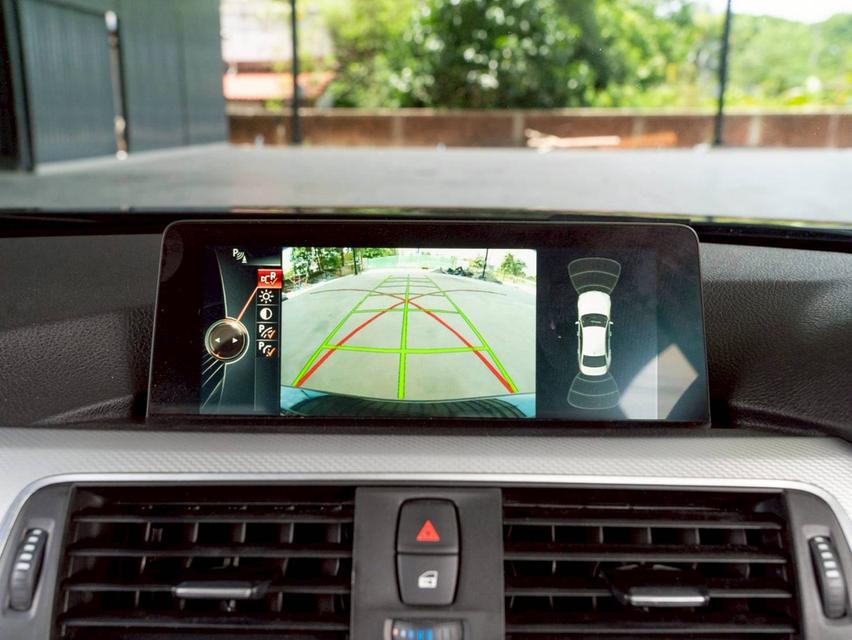 BMW 330e M Sport (โฉม F30 ) 2016 จด 2017 15