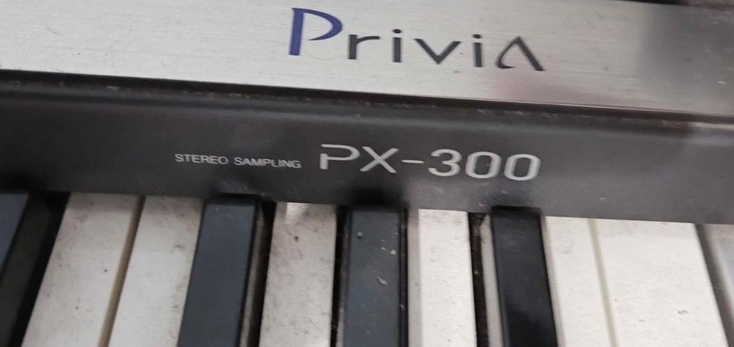 ขายเปียโน Casio PX-300 3