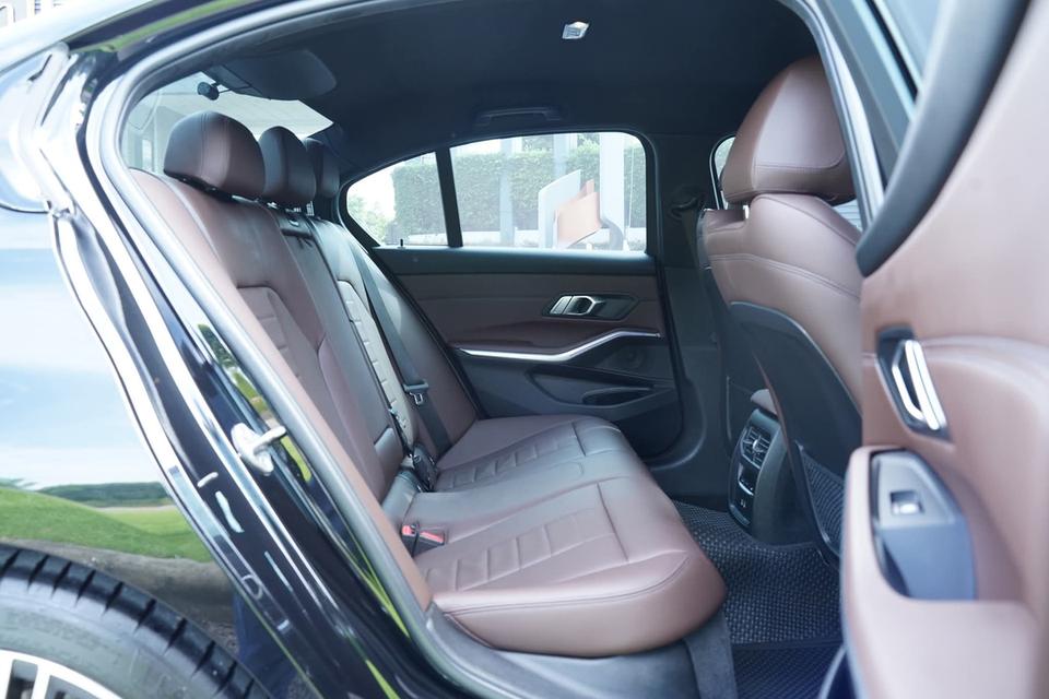 320d M Sport G20 9