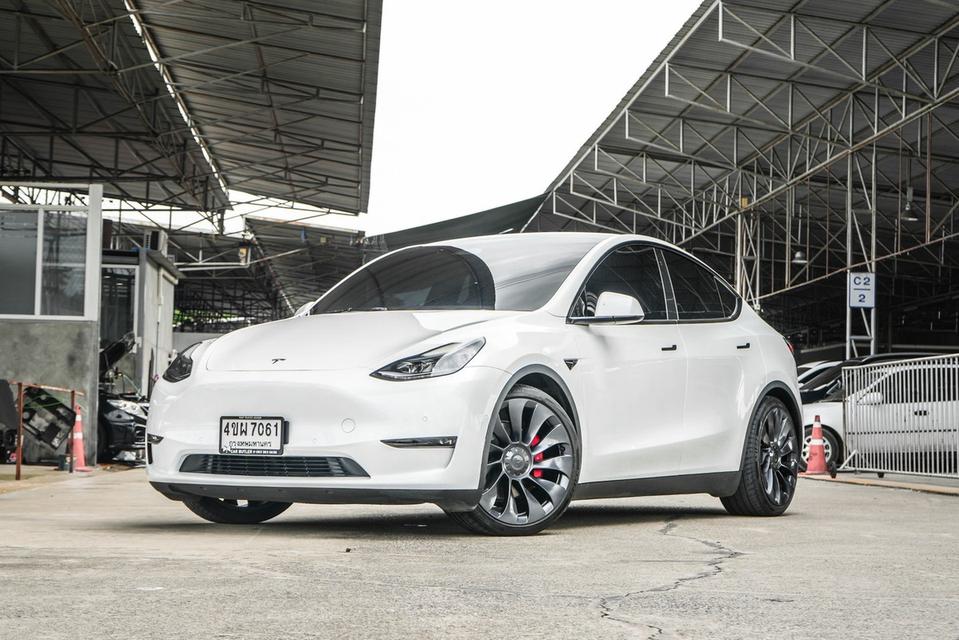 Tesla Model Y Performance Dual Motor AWD ปี 2023 สีขาว รถศูนย์ไทยมือเดียว