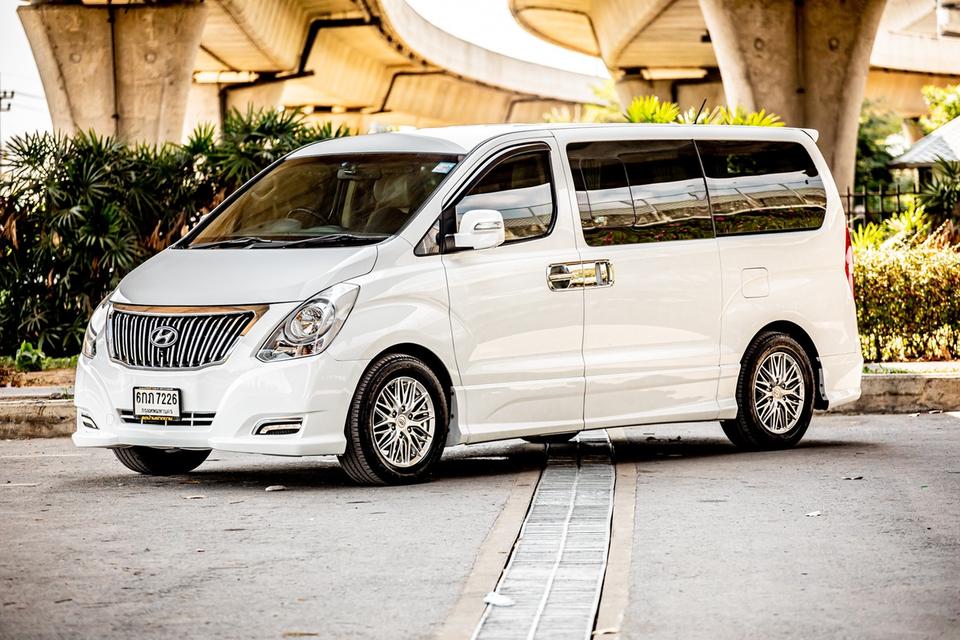 ขาย Hyundai H1 Grand Starex ปี17