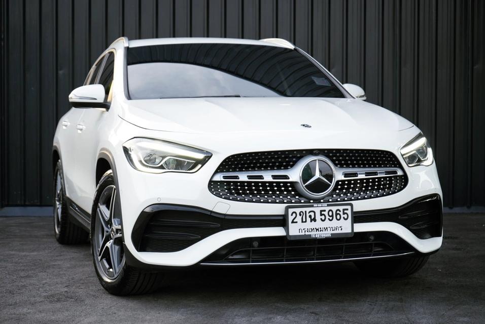 Mercedes-Benz GLA200 AMG Dynamic 2021 1