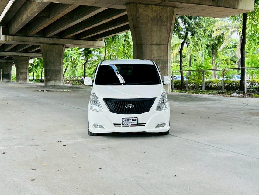 ขายรถ Hyundai Grand Starex 2.5 ปี 2013 สีขาว เกียร์ออโต้