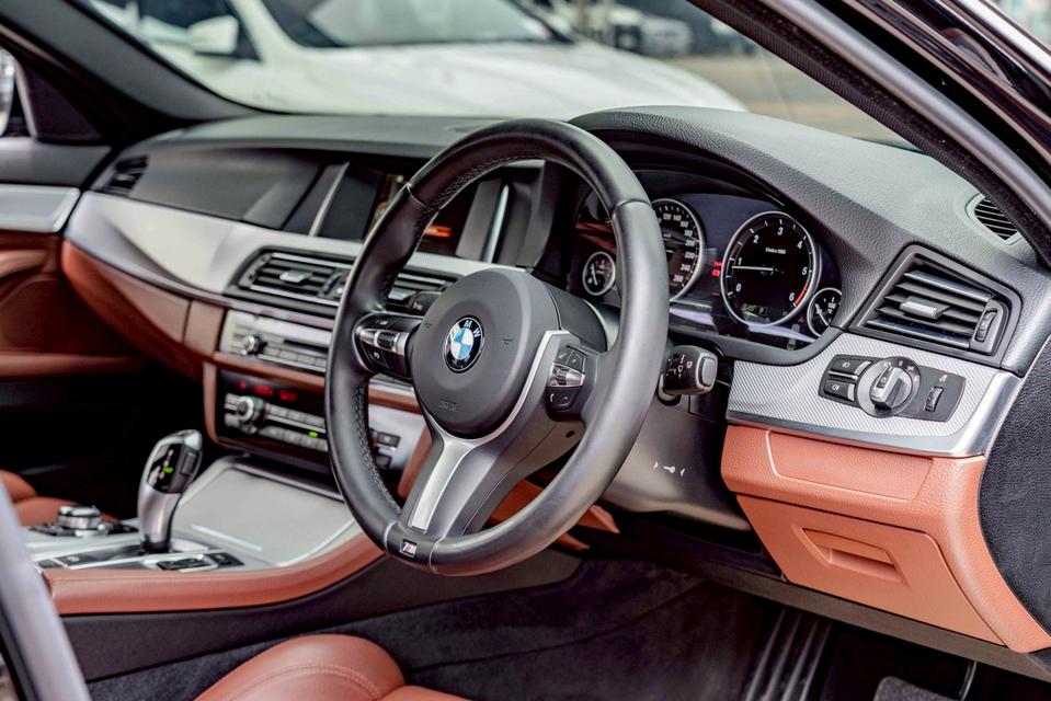 รหัสรถ NP6559 BMW 520d M SPORT 2016 13