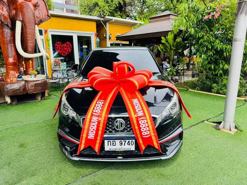 MG 3 ตัว V Sunroof เครื่อง1.5cc.AUTOปี 2021 -หลังคา Sunroof i-Smart เบาะหนังกึ่งผ้า ครูซคอนโทรล กล้องมองหลัง  ช่วงล่าง Euro Tuning -fulloption