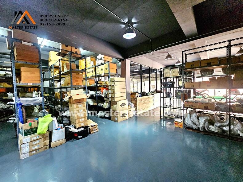 ให้เช่าอาคารสำนักงาน (ชั้นล่าง) เนื้อที่ 200 ตรม. ซ.รามอินทรา 65 สวย-สะอาด พร้อมที่จอดรถรอบอาคาร DESIGN MODERN กั้นห้องกระจก 1 ห้อง 8