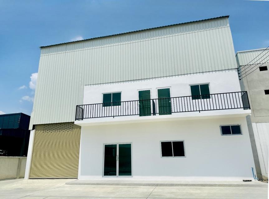 โกดังพร้อมออฟฟิศสร้างสไตล์โมเดิร์น หรือแบบที่ลูกค้าเลือกสร้างตามต้องการ เริ่มต้นเพียง 1.75 ล้านบาท 5