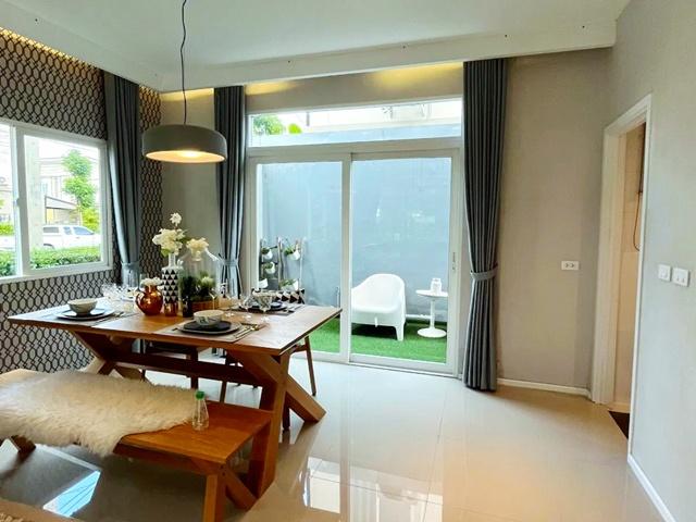 เพชรเกษม-ทวีวัฒนา เฟอร์ฯครบ กัสโต้ รร.สารสาสน์วิเทศธนบุรี 3นอน โลตัส สนามหลวง 2 800 ม. ทาวน์โฮม 2 ชั้น แปลงมุม วิวดี 30ต 4