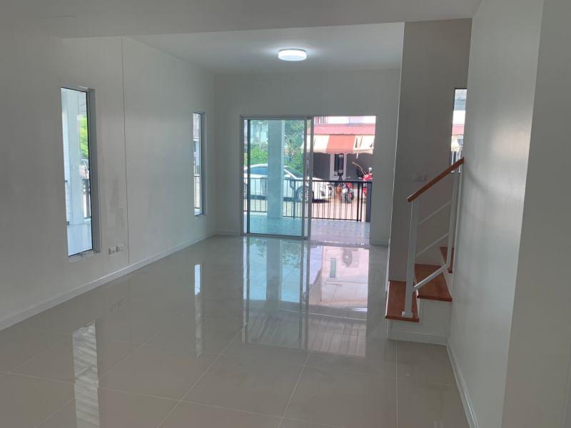 ขายทาวน์เฮาส์ 2 ชั้น เนื้อที่ 29 ตรว.  พฤกษาไพรม์ 94 ซ.15/1 ถ.สายไหม 56  15