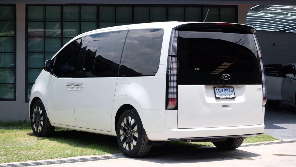 รหัสรถ KN8973 HYUNDAI STARIA 2.2 PREMIUM ปี 2023 9