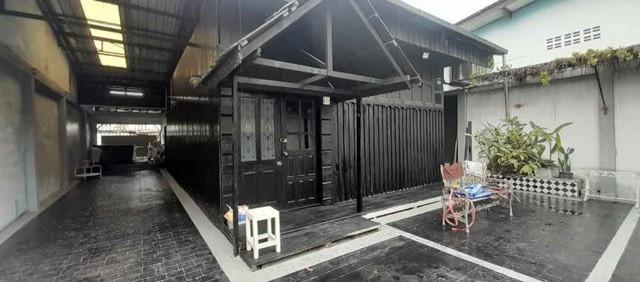 ให้เช่าออฟฟิศสตูดิโอ 1ชั้น ซอยลาดพร้าว 134 ตรงข้าม รพ.เวชธานี จอดรถได้สูงสุด 7 คัน ใกล้เดอะมอลล์บางกะปิ 5