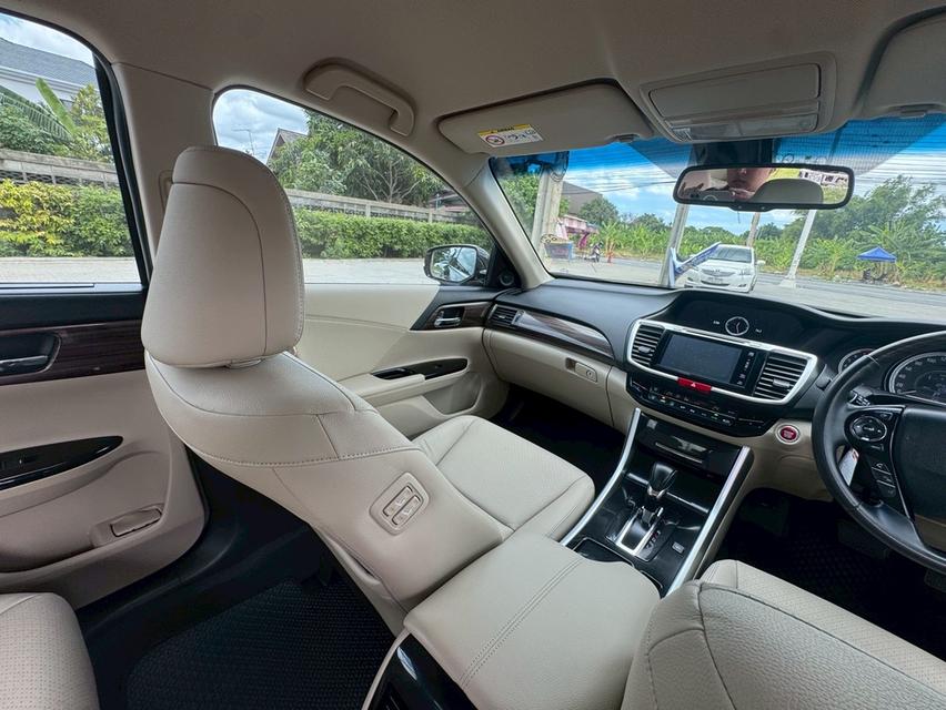 Honda accord ปี2018 นางฟ้า 15