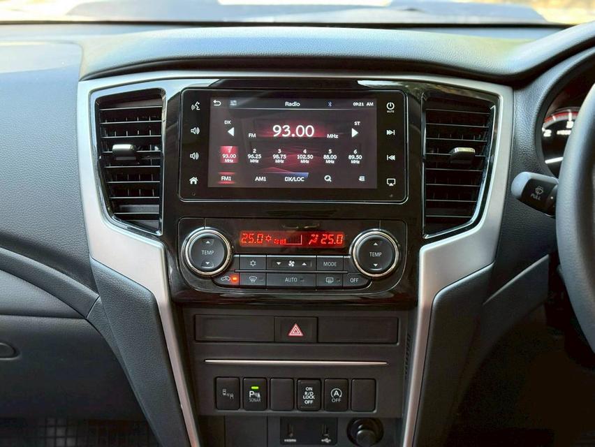 Mitsubishi Triton 2.4GT Alhlete 4wd ปี20 8