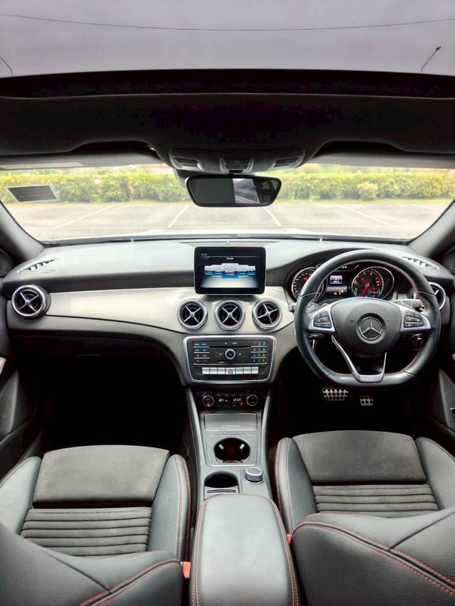Mercedes Benz GLA250 AMG 2019 รูปที่ 5
