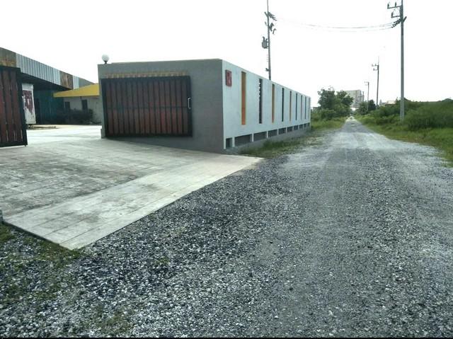 ขายและให้เช่าโกดังเมืองฉะเชิงเทรา พื้นที่ 2 ไร่ พื้นที่สีเหลือง โกดังประมาณ 400 ตารางเมตร มีบ้านน็อคดาวน์ 1 หลัง รั้วล้อ 7