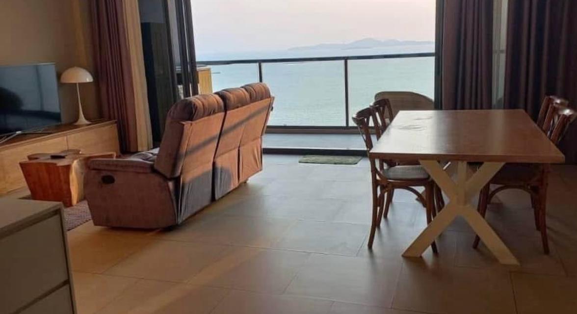 For rent Zire Wongamat Condo 52,000/month 13