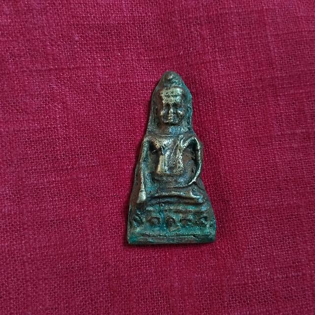 พระบ้านเก็บเก่า พระหูยานลบบุรีเก่าๆ