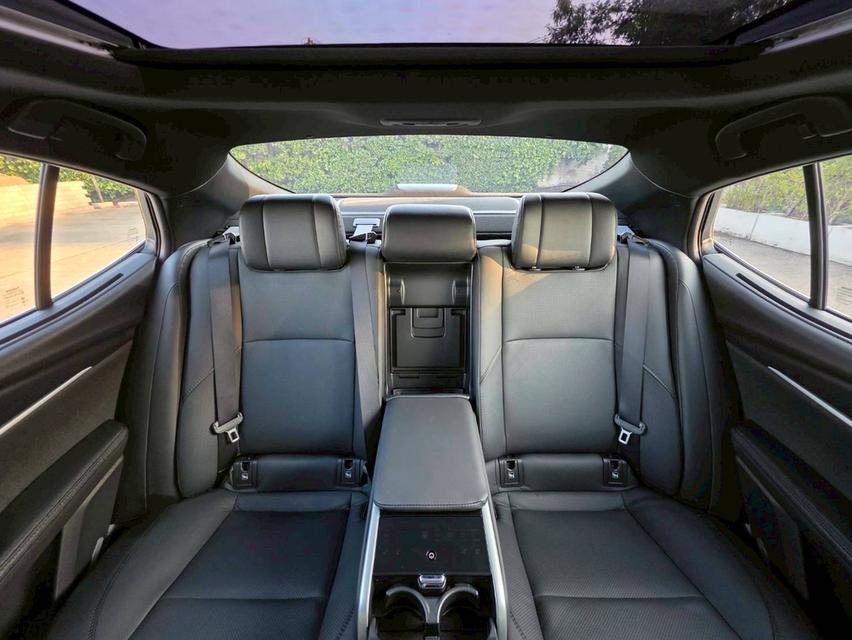 TOYOTA CAMRY HEV premium luxury TOP สุด 2025 รูปที่ 10