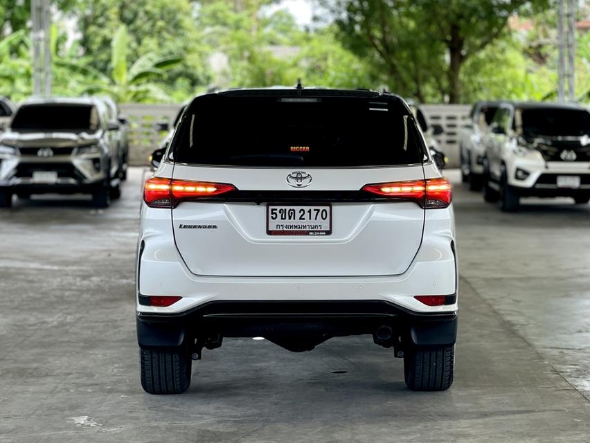 2023 TOYOTA FORTUNER 2.4 Legender 2WD (BLACKTOP) SUV สีขาว-ดำ เลขไมล์ 22172 กม.