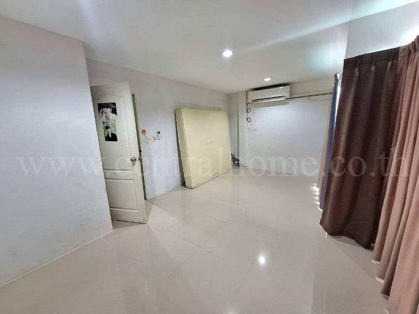 ทาวน์เฮ้าส์ ธาราศิริ โพรงมะเดื่อ ใกล้ แม็คโคร นครปฐม 18