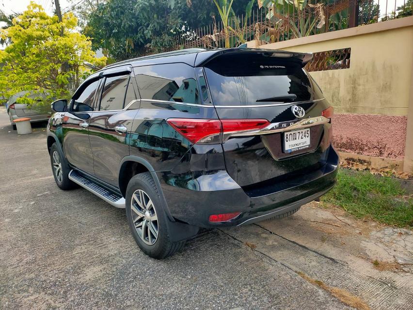 รถยนต์โตโยต้า ฟอร์จูเนอร์ มือเดียวออกป้ายแดง ปี ค.ศ.2018 เครื่อง 2400 CC. รูปที่ 5