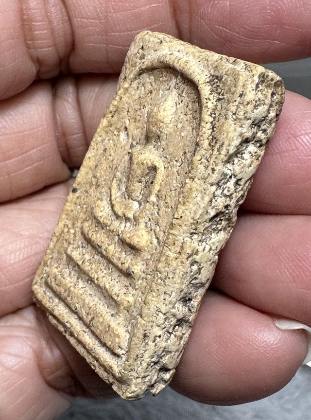 พระสมเด็จ พิมพ์ใหญ่ เนื้อสวย 6