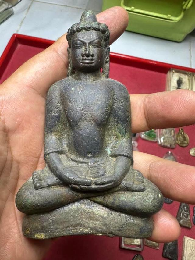 พระบูชาเนื้อสำริด ศิลปะศรีเทพ