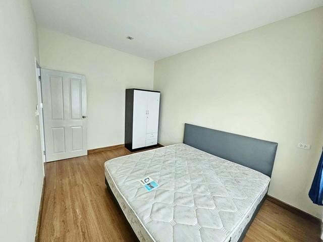 สุขสวัสดิ์-พุทธบูชา โลตัส ประชาอุทิศ ให้เช่าทาวน์เฮ้าส์สุดหรู 2 ชั้น 4นอน 3 น้ำ 22 ตร.วา. 180 ตร.ม.. จัดเต็มเฟอร์ฯ ตลาดส 6