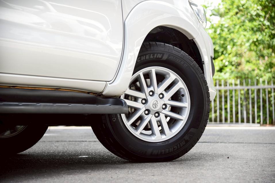 รหัสรถ CBL7553 TOYOTA FORTUNER 3.0 V AT 2012 8