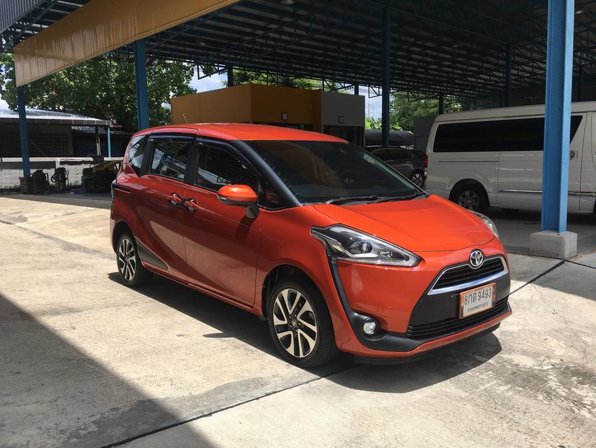 Sienta 1.5 V 2019 7ที่นั่ง รุ่นท้อป รถบ้านสวยๆ