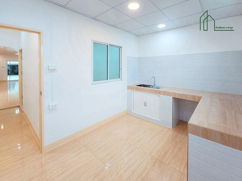 บ้านรีโนเวทสไตล์มินิมอล ทาวน์เฮ้าส์ 2 ชั้น หลังมุม หมู่บ้านอิมพีเรียลเพลส บางบัวทอง 6