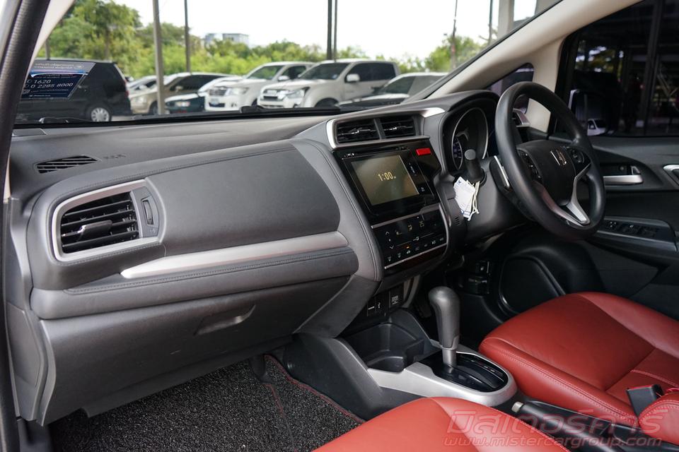 2014 HONDA JAZZ 1.5 SV+ รุ่นท็อป 16