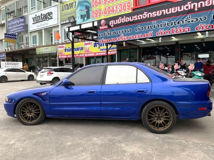 Mitsubishi Galant สีน้ำเงิน 4