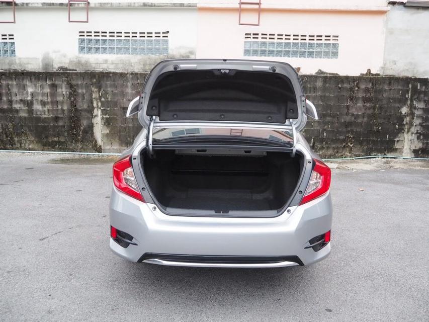 HONDA CIVIC 1.8 EL FC ปี 2020 9