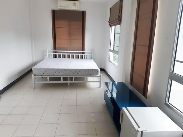 ให้เช่าบ้าน 3 ห้องนอน 2 ห้องน้ำ แอร์ 3 ตัว หมู่บ้านพร้อมพัฒน์ 2 ใกล้ ซาฟารีเวิร์ล 2