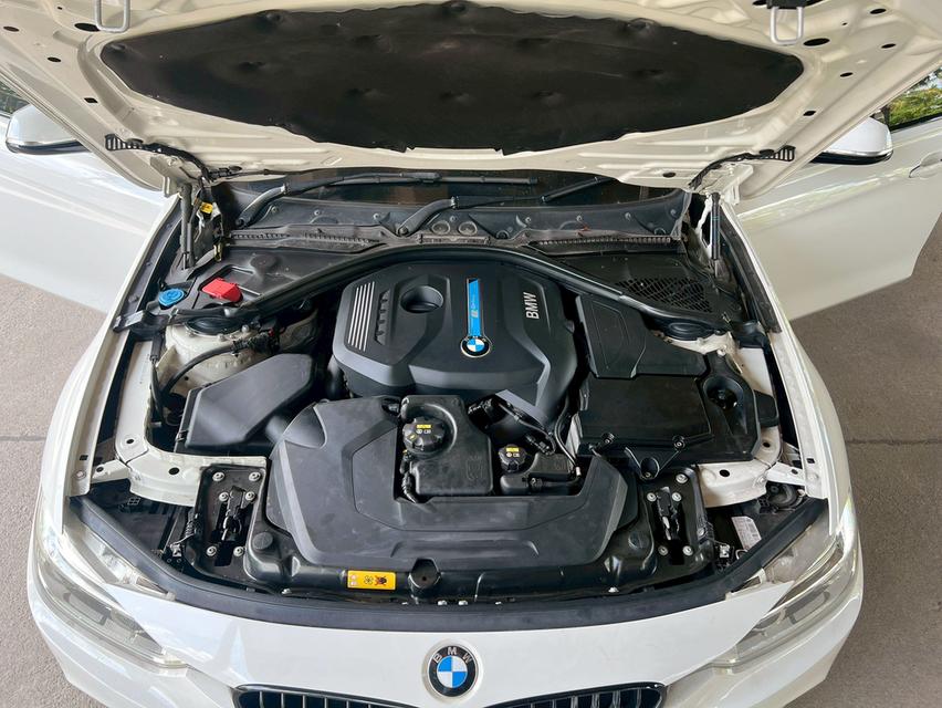 BMW 330e M Sport 17