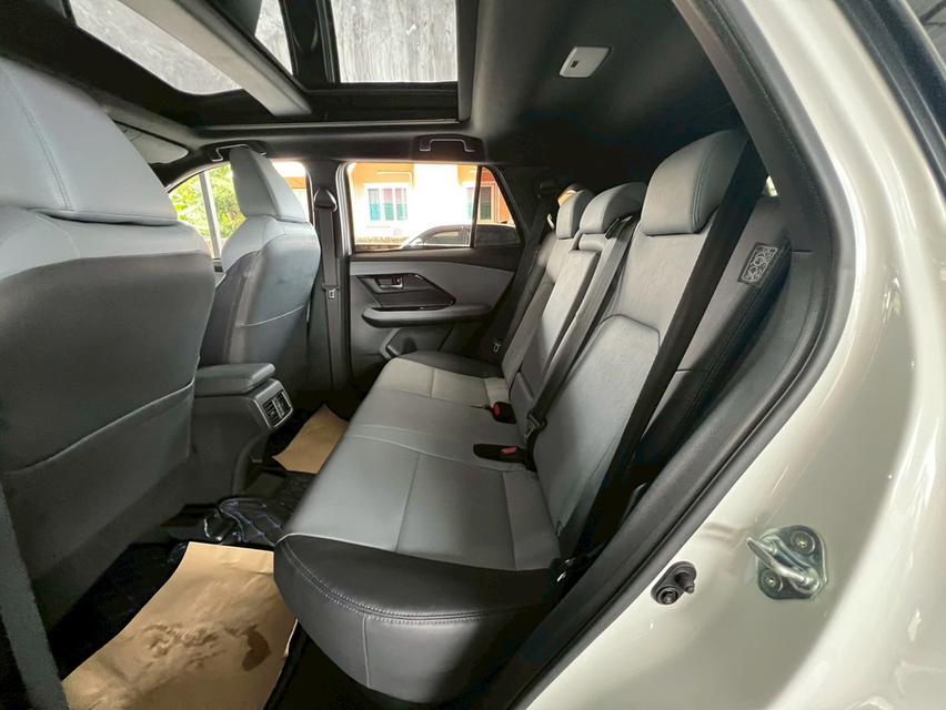 TOYOTA YARIS CROSS 1.5 HEV PREMIUM LUXURY ปี 2024 13